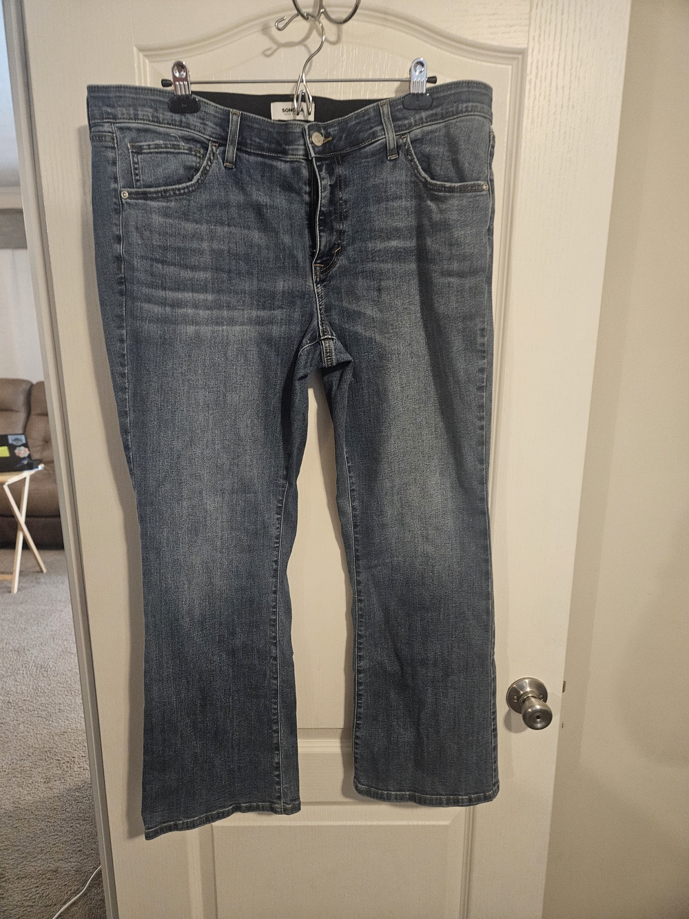 Sonoma Straight-Leg Men's Jeans in Medium Blue Wash